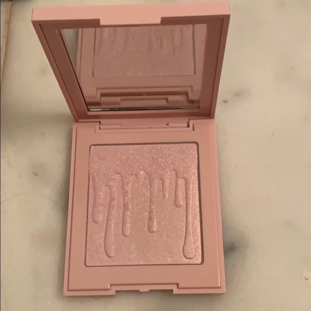 Kylie Cosmetics Princess Please Highlighter *NEW*